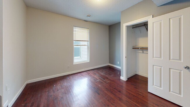 Photo - 520 12th Ave SE Unit #1