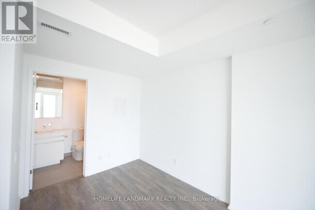 Photo - 197 Yonge St Unit 4008