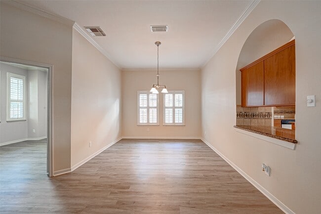 Photo - 6923 Grants Hollow Ln