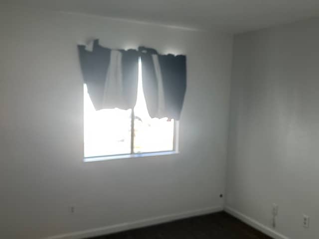 Photo - 304 N Riverside Dr