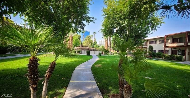 Photo - 350 E Desert Inn Rd Condo Unit E201