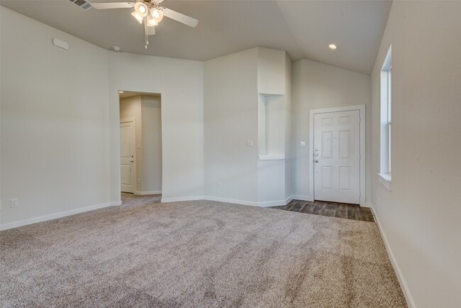 Photo - 7851 Grand Louis Wy
