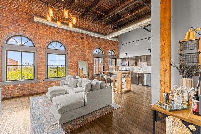 Photo - 570 S Front St Unit #303