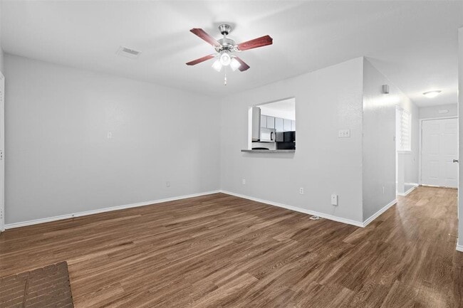 Photo - 1815 River Crossing Cir