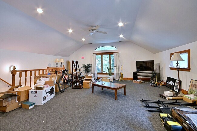 Photo - 2724 N Racine Ave Unit 2