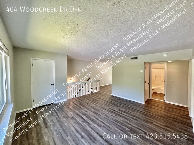 404 Woodcreek Rd