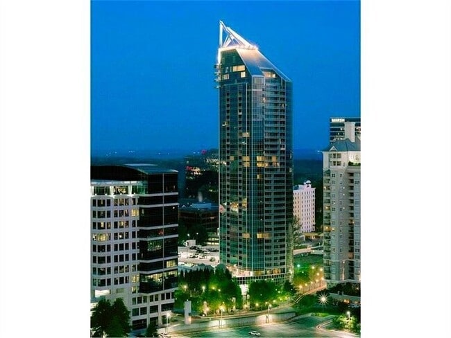 Building Photo - 3338 Peachtree Rd NE Unit 2106 Rental