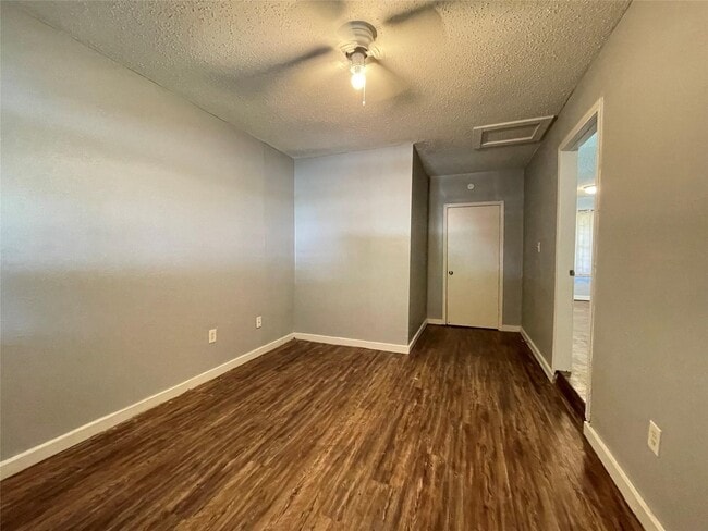 Photo - 5213 Anzio Rd