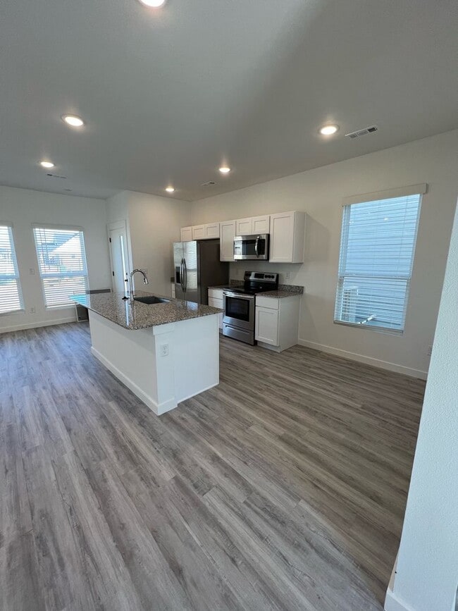 Photo - Featherston Village - Modern Living - 2 Be...