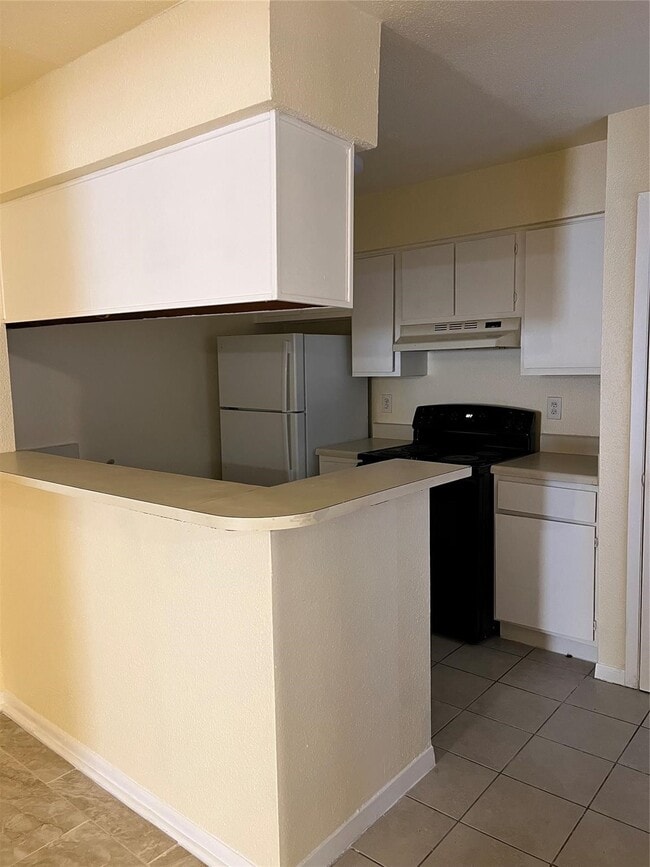 Building Photo - 9000 Bissonnet St Unit 705