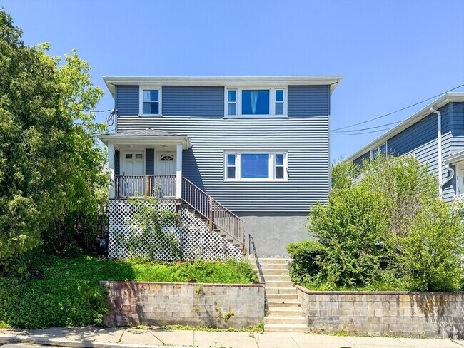 Building Photo - 74 Dunboy St Unit 2 Rental