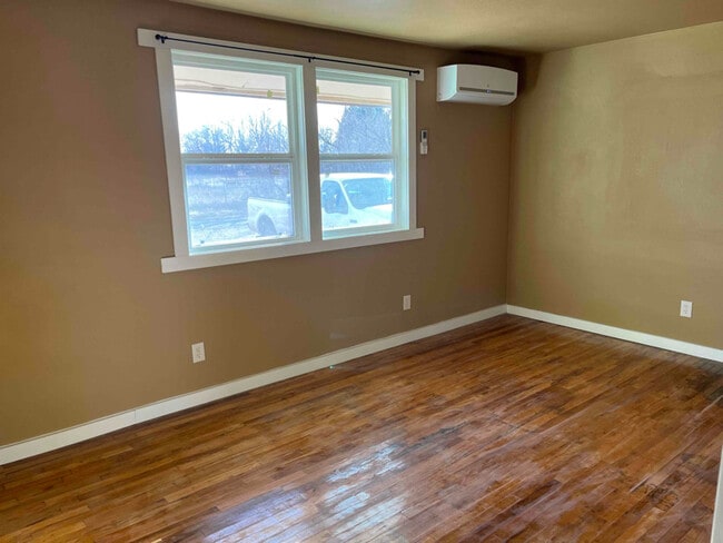 Photo - 3707 Tome Rd