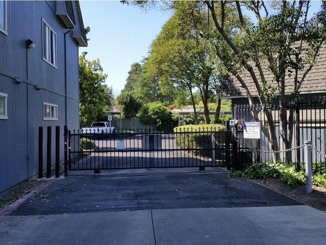 Photo - 1459 N Camino Alto Unit 106