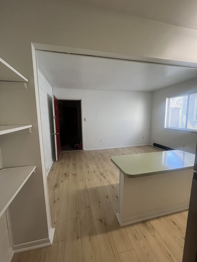 Photo - 530 N Lincoln