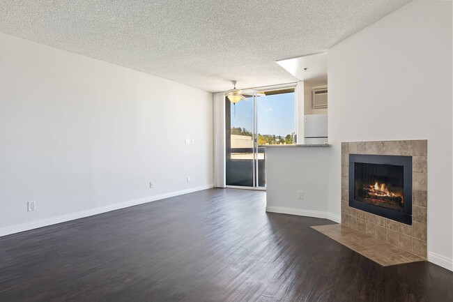 Photo - The Ruby Hollywood