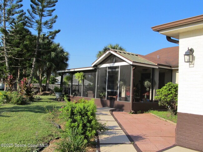 Photo - 1501 Olympia Ave SW