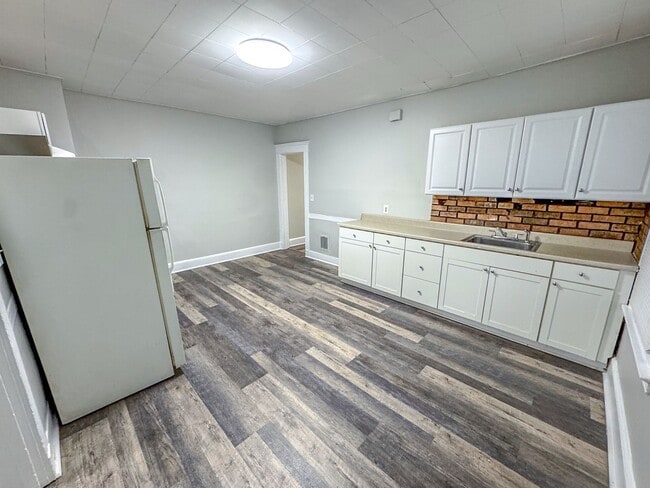 Photo - 318-320 Howard Ave Unit 320-1