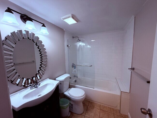 48 N Mill St Unit 4