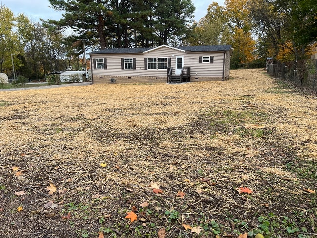 Building Photo - 819 Pitt Ave