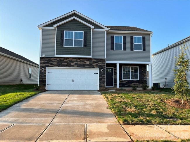 Building Photo - 119 Old Home Rd