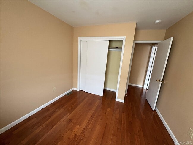 Photo - 5 N Aspen Rd