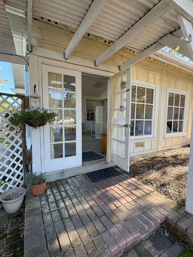 Photo - 1309 D Street Ext