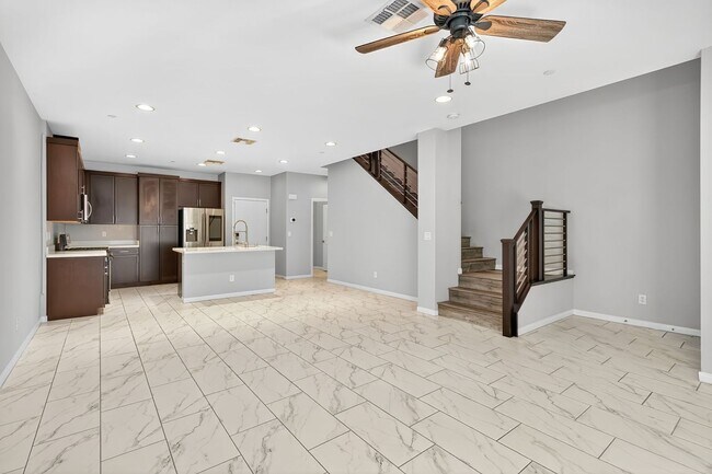 Photo - FANTASTIC 2-BEDROOM TOWNHOME IN GUARD GATE...