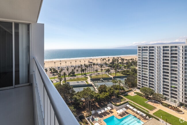 1BR, 1BA - 750SF - Balcony - The Shores