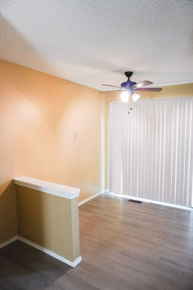 Photo - 3 bed 2 ba with Finished Basement Bedroom, Garage - APPLY FREE!