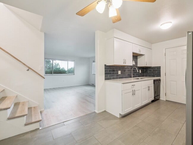 Photo - 6017 W Jefferson Pl
