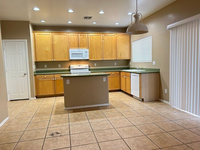 Photo - 9598 N 82nd Ln