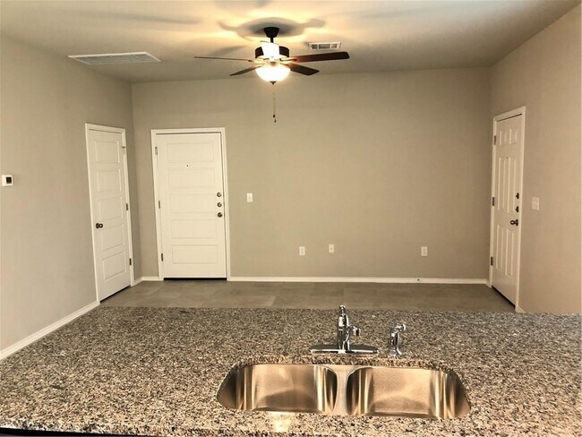 Photo - 1215 Garland Rd