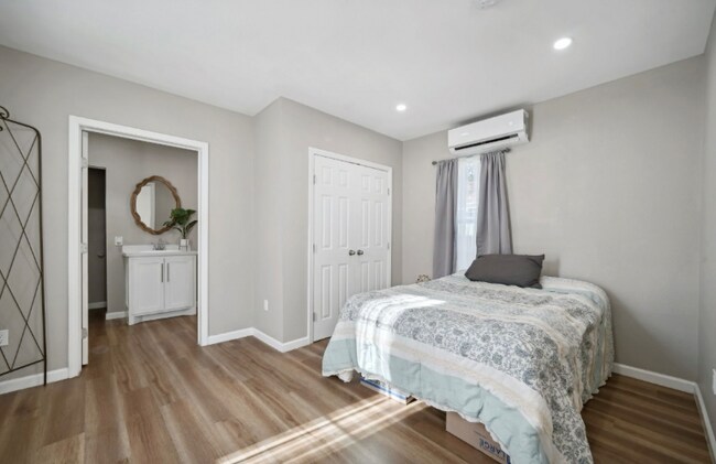 Photo - 1006 Center St Unidad 2