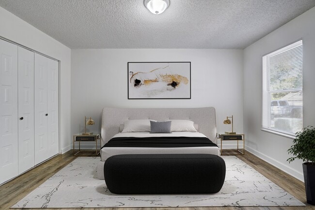 Photo - Chelsea Apartments