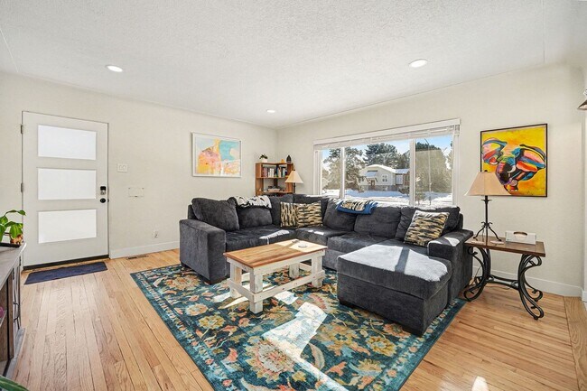 5217 E M.L.K. Jr Blvd