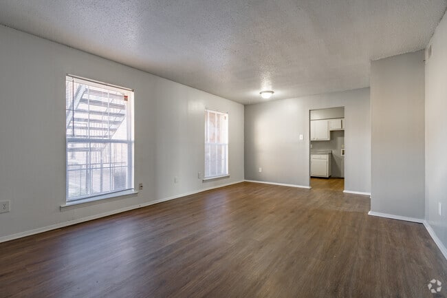 2BR, 1BA - 900SF - Living Room