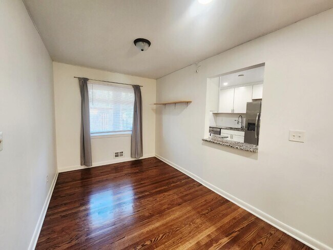 Photo - 3158 Cloverhurst Dr