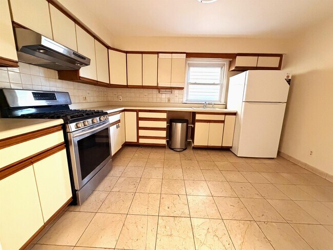Photo - 304 Columbia Ave Unidad Apt 1