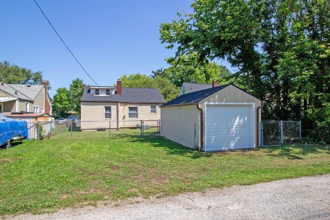Photo - 1059 Lawrence Dr