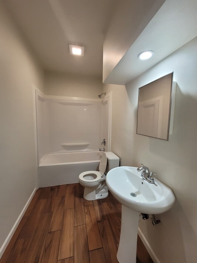 Photo - 516 N Wheeler Ave