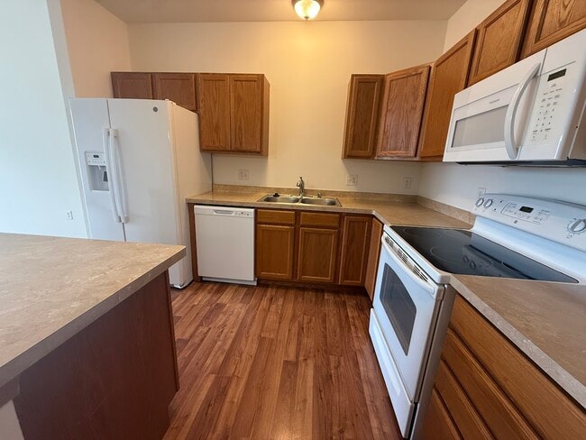 Building Photo - 5831 Lupine Ln Unit #314 Rental