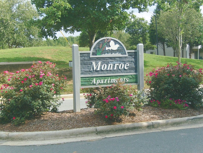 Building Photo - Monroe Apartments