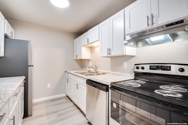 Photo - The Landings