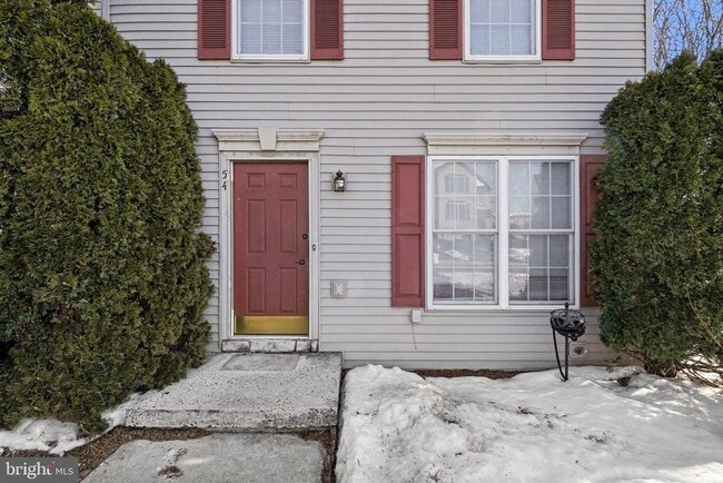 Photo - 54 Woodmyre Ln