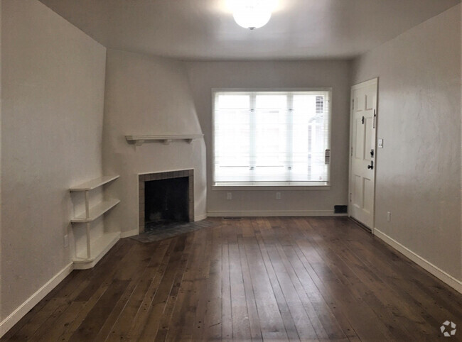 Building Photo - 917 Santa Clara Ave Unit B Rental