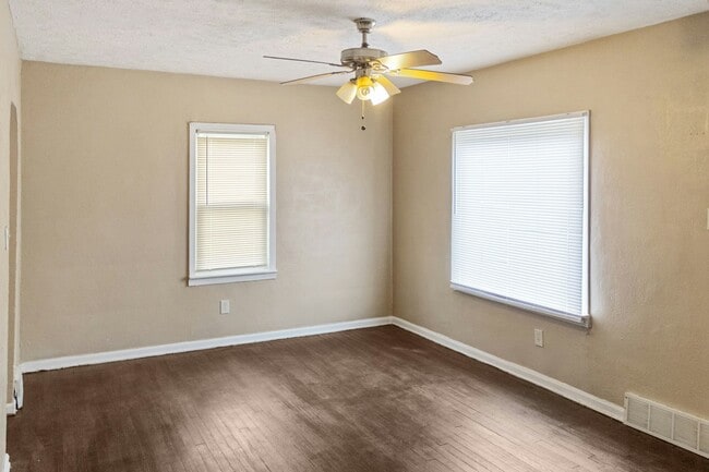 Photo - 1631 Avalon Rd