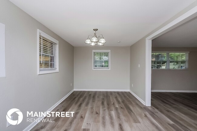 Photo - 7145 Pinewood Dr