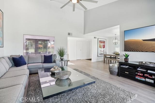 Photo - 10 Padron Way