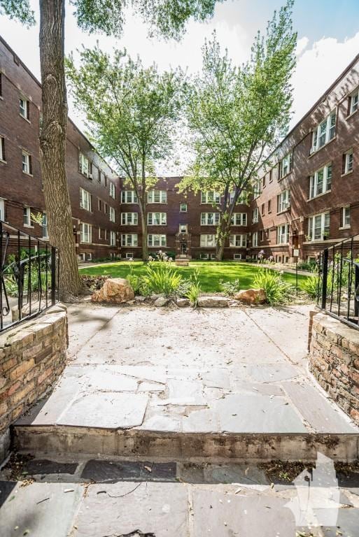 Building Photo - 4706 N Racine Ave Unit 16-3E
