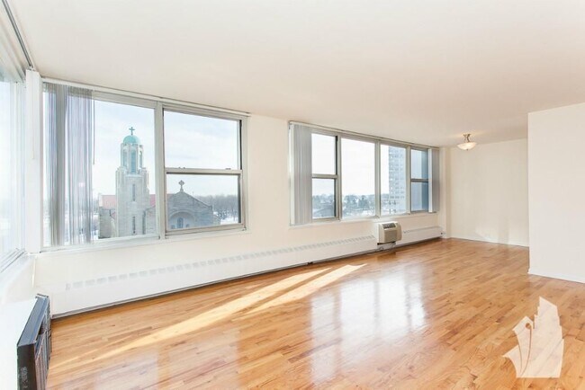 Photo - 5650 N Sheridan Rd Unit 10C